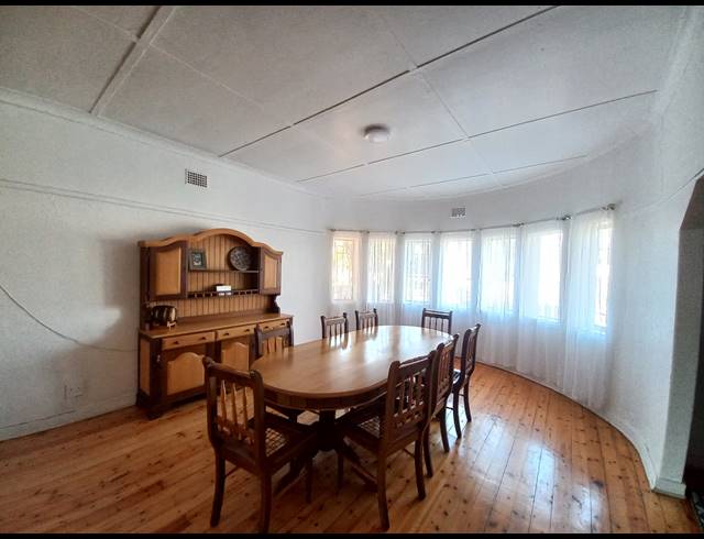 4 BEDROOM FREEHOLD FOR SALE IN CASSELDALE
